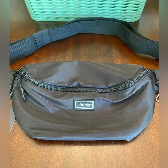 NWT The Foldie Crossbody Bag - Picture 9 of 13